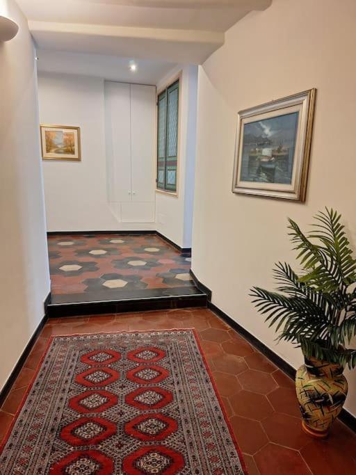 Il Talismano-In Citta -Vicino Al Mare Apartment Savona Exterior foto