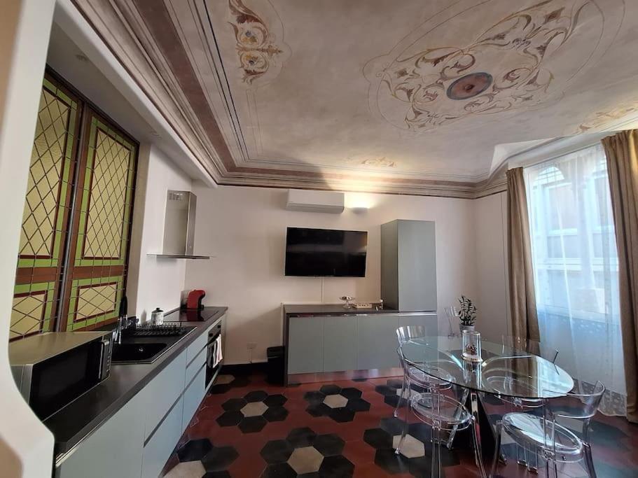 Il Talismano-In Citta -Vicino Al Mare Apartment Savona Exterior foto